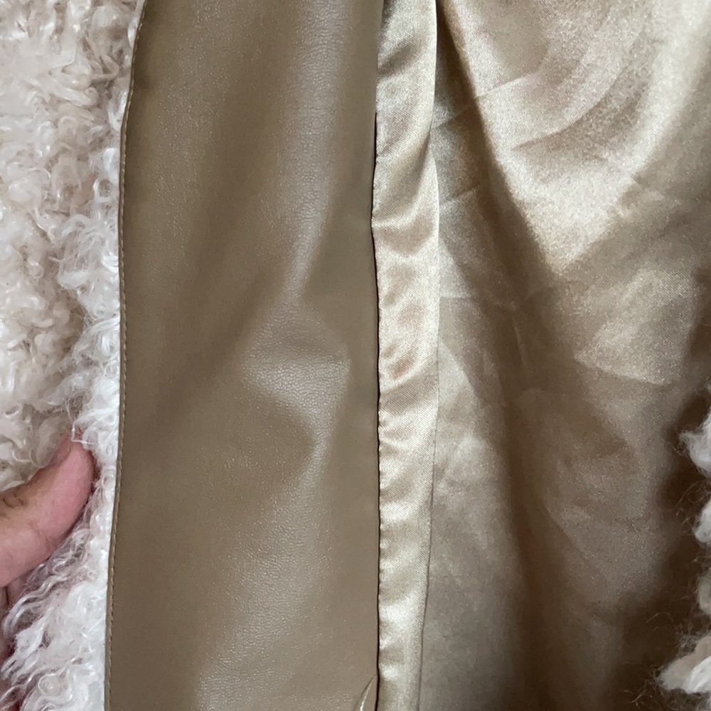 Moussy Faux Lamb Jacket - Picture 7 of 9